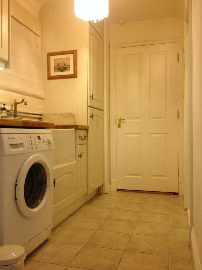 Snowdonia Snug - Studio Style Accommodation Dolgellau Exteriör bild